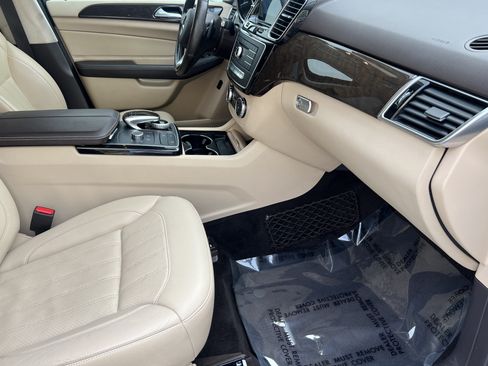 Used 2018 Mercedes-Benz GLE 350 4MATIC image 25
