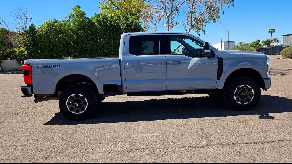 Used 2024 Ford F250 Lariat w/ Lariat Ultimate Package AWD/4WD image 12