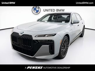 New 2026 BMW 750e xDrive w/ Premium Package video 1