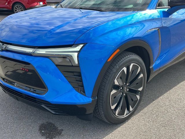 New 2025 Chevrolet Blazer EV RS RWD image 13