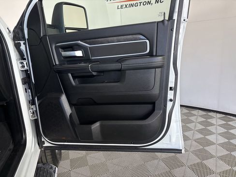 Used 2024 RAM 2500 Big Horn image 23