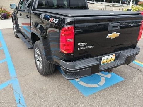 Used 2016 Chevrolet Colorado Z71 AWD/4WD image 4