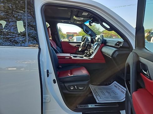 Used 2022 Lexus LX 600 F Sport image 54