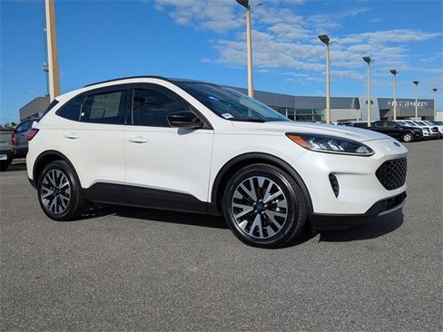 Certified 2020 Ford Escape SE Sport image 2