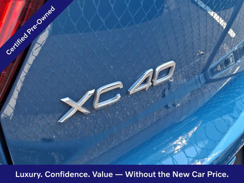 Certified 2024 Volvo XC40 B5 Core AWD/4WD image 31