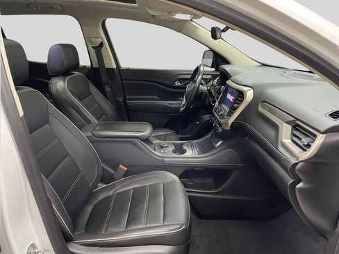 Used 2020 GMC Acadia Denali w/ LPO, Floor Liner Package image 10