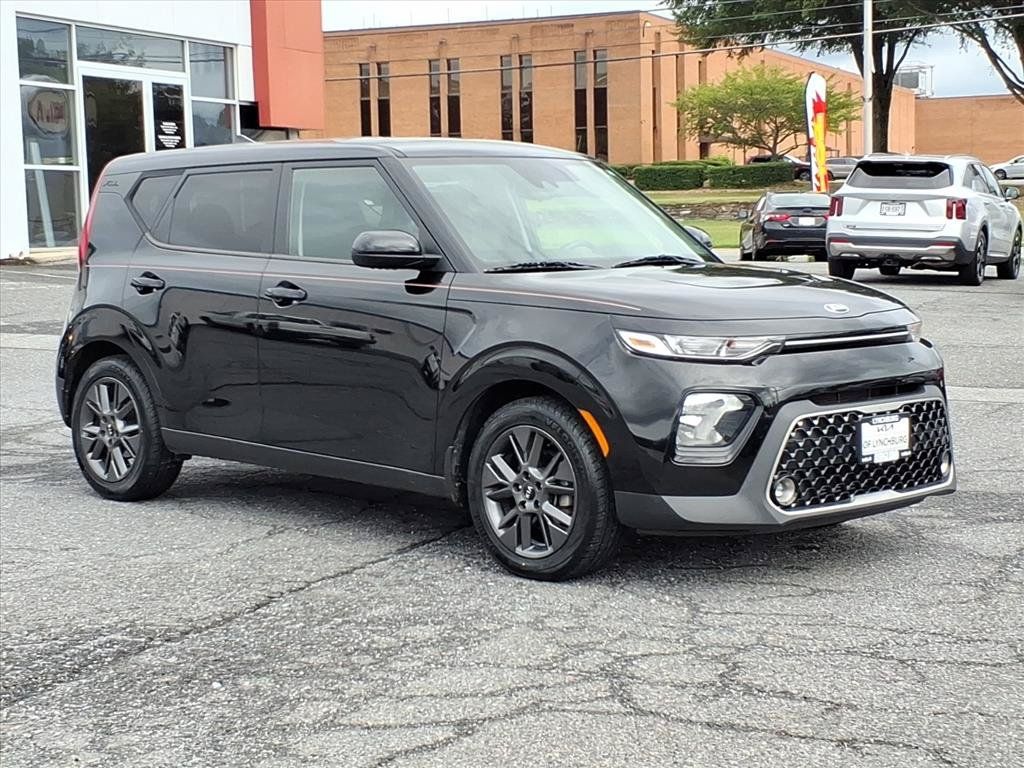 Used 2021 Kia Soul EX FWD image 2