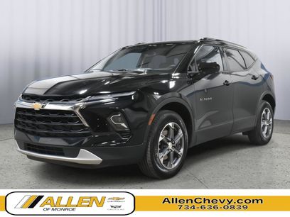 Used 2025 Chevrolet Blazer LT w/ Convenience Package