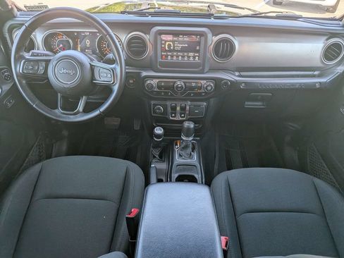 Used 2020 Jeep Wrangler Sport AWD/4WD image 14