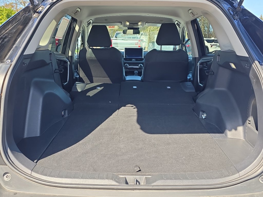 Certified 2025 Toyota RAV4 LE AWD/4WD image 9