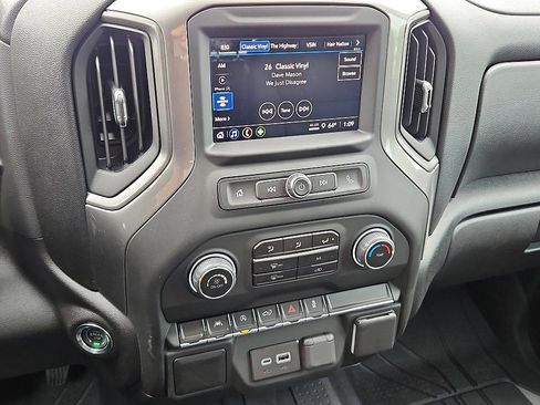 New 2025 Chevrolet Silverado 1500 Custom image 17