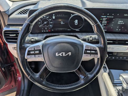 Used 2023 Kia Telluride SX Prestige AWD/4WD image 16