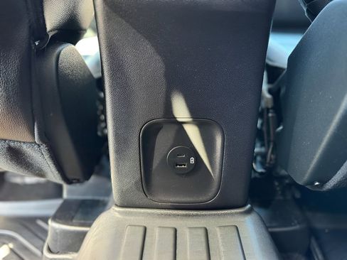 Used 2022 Ford Escape SEL image 12