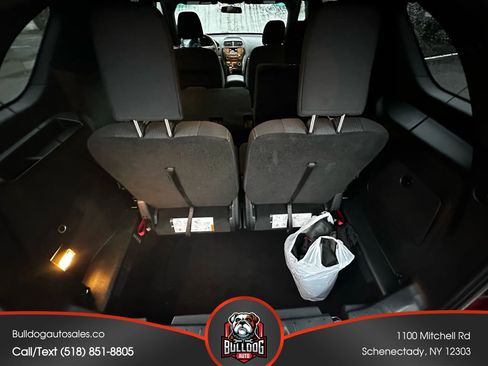 Used 2017 Ford Explorer XLT image 31