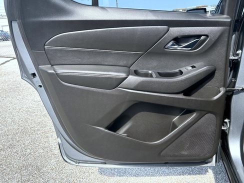 Used 2018 Chevrolet Traverse LT AWD/4WD image 17