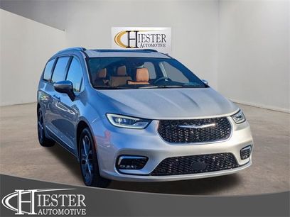 New 2026 Chrysler Pacifica Pinnacle