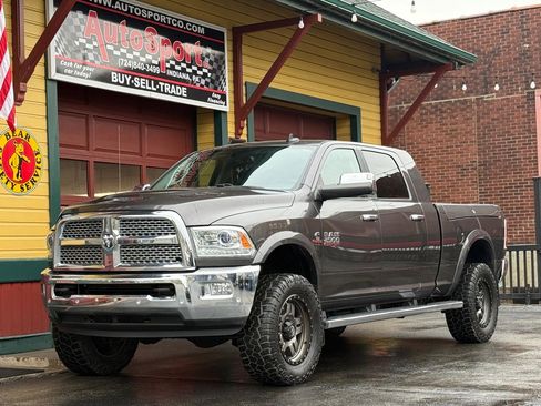 Used 2017 RAM 2500 Laramie w/ Convenience Group AWD/4WD image 5