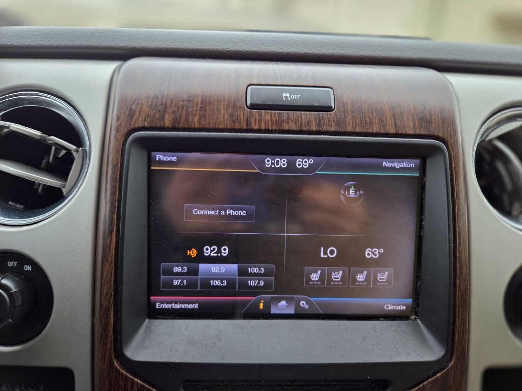 Used 2013 Ford F150 Lariat w/ Luxury Equipment Group RWD image 19