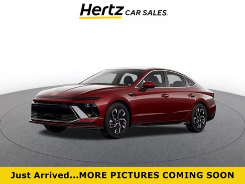 Used 2025 Hyundai Sonata SEL FWD image 1