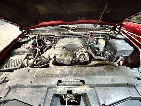 Used 2007 Chevrolet Suburban LT w/ LT Preferred Equipment Group AWD/4WD image 44