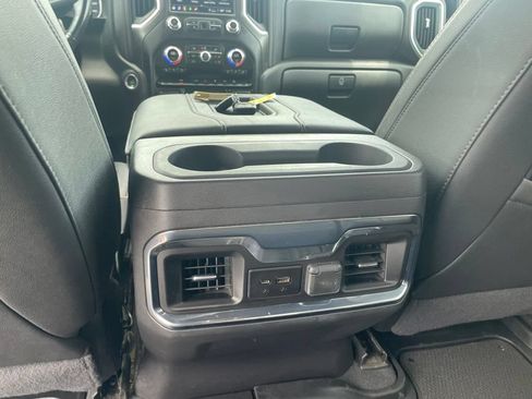Used 2022 GMC Sierra 1500 AT4 w/ AT4 Premium Package AWD/4WD image 24