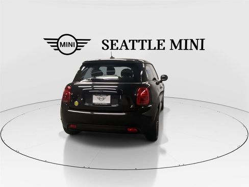 Certified 2024 MINI Cooper SE FWD image 10