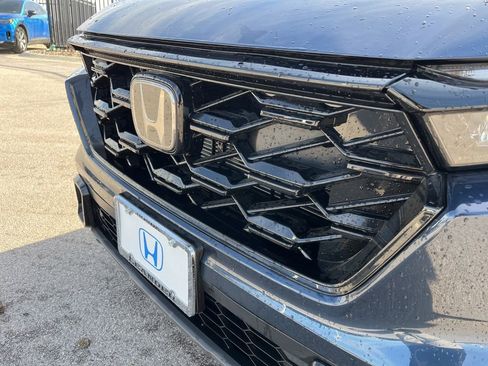 Certified 2025 Honda CR-V Sport-L image 13