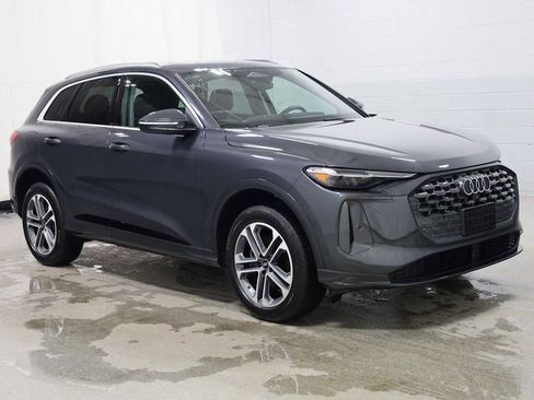 Certified 2025 Audi Q5 Premium Plus w/ Premium Plus image 13