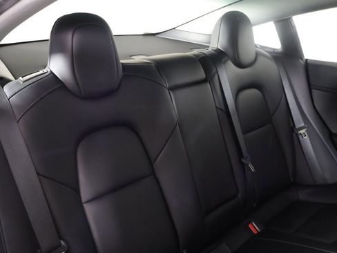 Used 2023 Tesla Model 3 Standard Range image 30