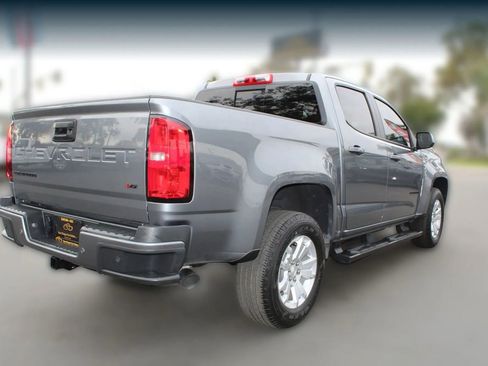 Used 2021 Chevrolet Colorado LT w/ Safety Package image 5