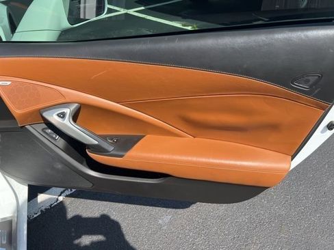 Used 2014 Chevrolet Corvette Z51 w/ 3LT Preferred Equipment Group image 20