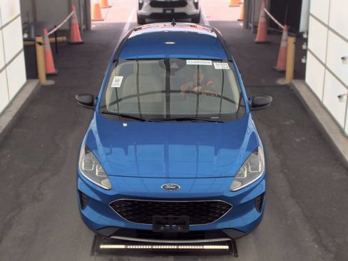Used 2020 Ford Escape SE FWD image 7