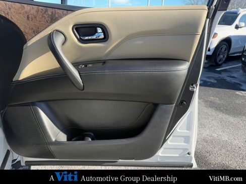 Used 2023 INFINITI QX80 Premium Select w/ Cargo Package image 30