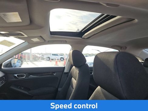 Used 2024 Honda Civic EX image 11
