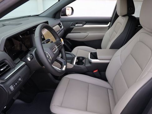 New 2026 GMC Terrain Elevation w/ Elevation Premium Package image 10