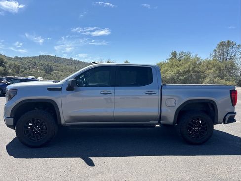 Used 2024 GMC Sierra 1500 Pro w/ Graphite Edition AWD/4WD image 8