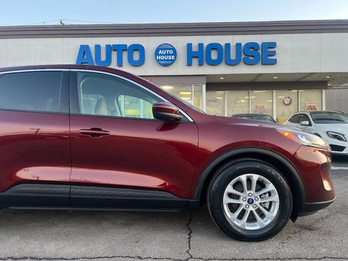 Used 2021 Ford Escape SE image 36