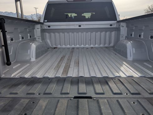 Used 2022 GMC Sierra 1500 Elevation w/ LPO, Elevation Black Package image 31