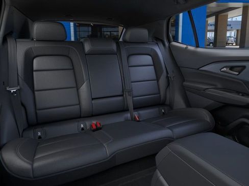 New 2025 Chevrolet Equinox EV LT image 17