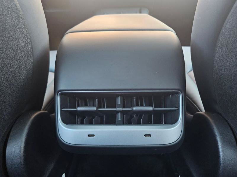 Used 2023 Tesla Model Y Long Range AWD/4WD image 65