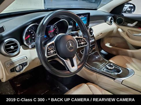 Used 2019 Mercedes-Benz C 300 Sedan image 7