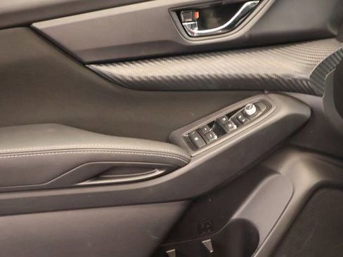 Used 2024 Subaru Ascent Premium w/ Convenience Package image 12