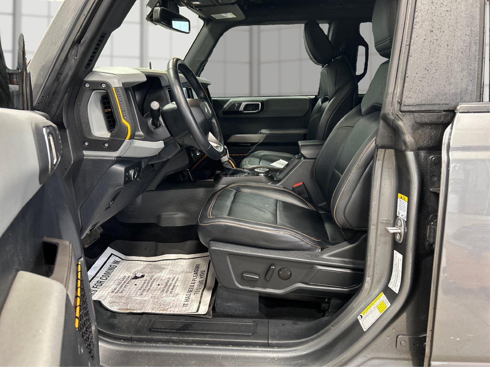 Used 2022 Ford Bronco Badlands AWD/4WD image 9