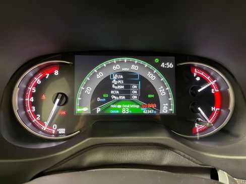 Certified 2025 Toyota RAV4 XLE FWD image 18