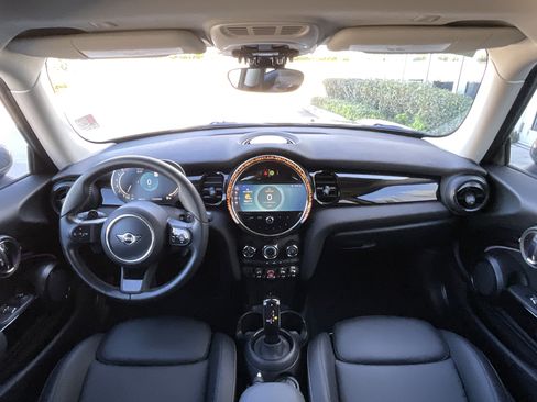 Used 2022 MINI Cooper S image 12