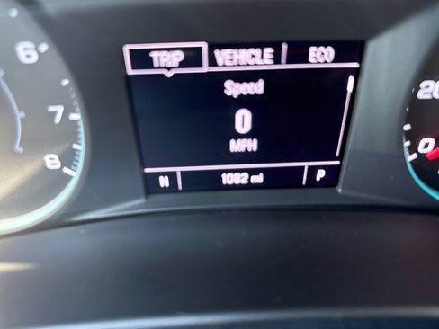 Used 2024 Chevrolet Equinox LS FWD image 15