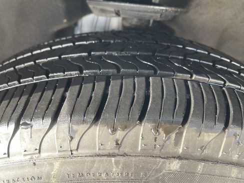 Certified 2022 Ford Explorer XLT image 24