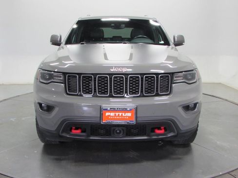 Used 2021 Jeep Grand Cherokee Trailhawk w/ Trailhawk Luxury Group AWD/4WD image 2