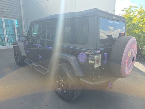 Used 2020 Jeep Wrangler Unlimited Sport AWD/4WD image 8