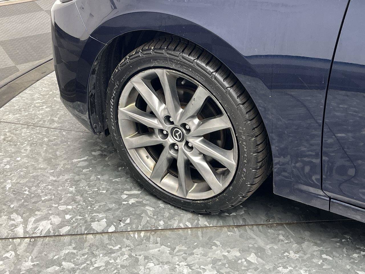 Used 2018 MAZDA MAZDA3 Touring FWD image 28